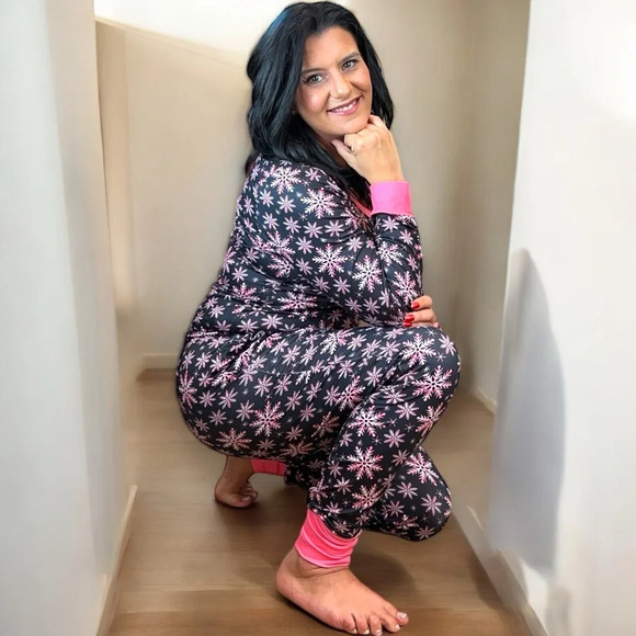 Shirley &‎ Stone jogger pajama lounge set pink snowflake - Picture 6 of 12